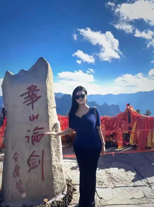 华山论剑的地方，去过的人举个手！