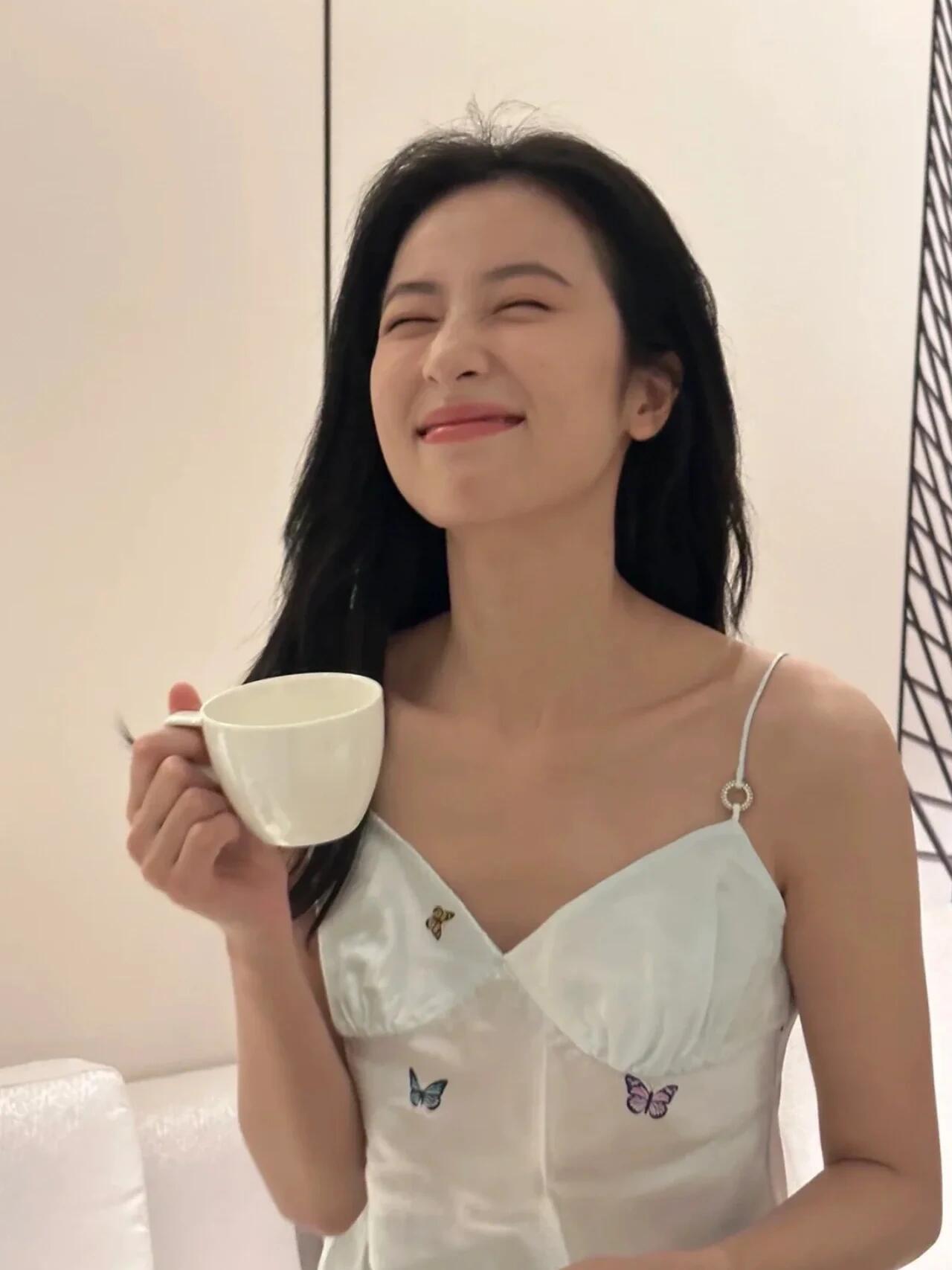 周姐的自在松弛感