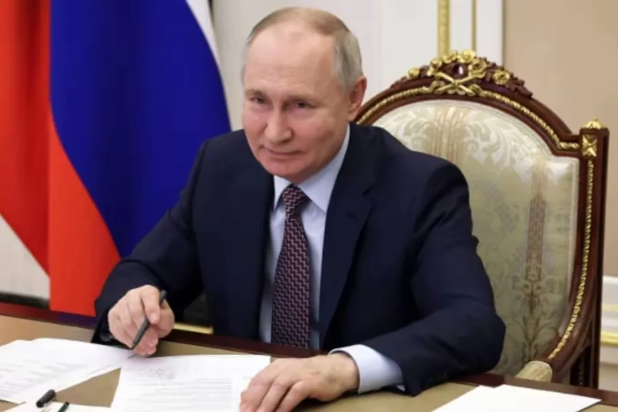 特朗普要和普京“谈谈”，决定乌克兰命运？