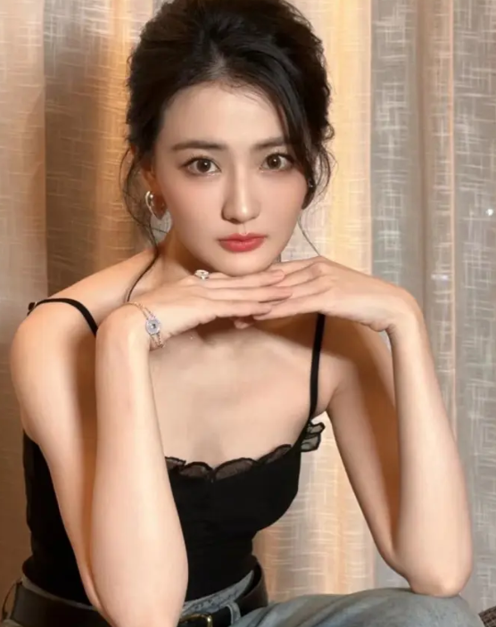 徐璐，没人觉得她很性感吗