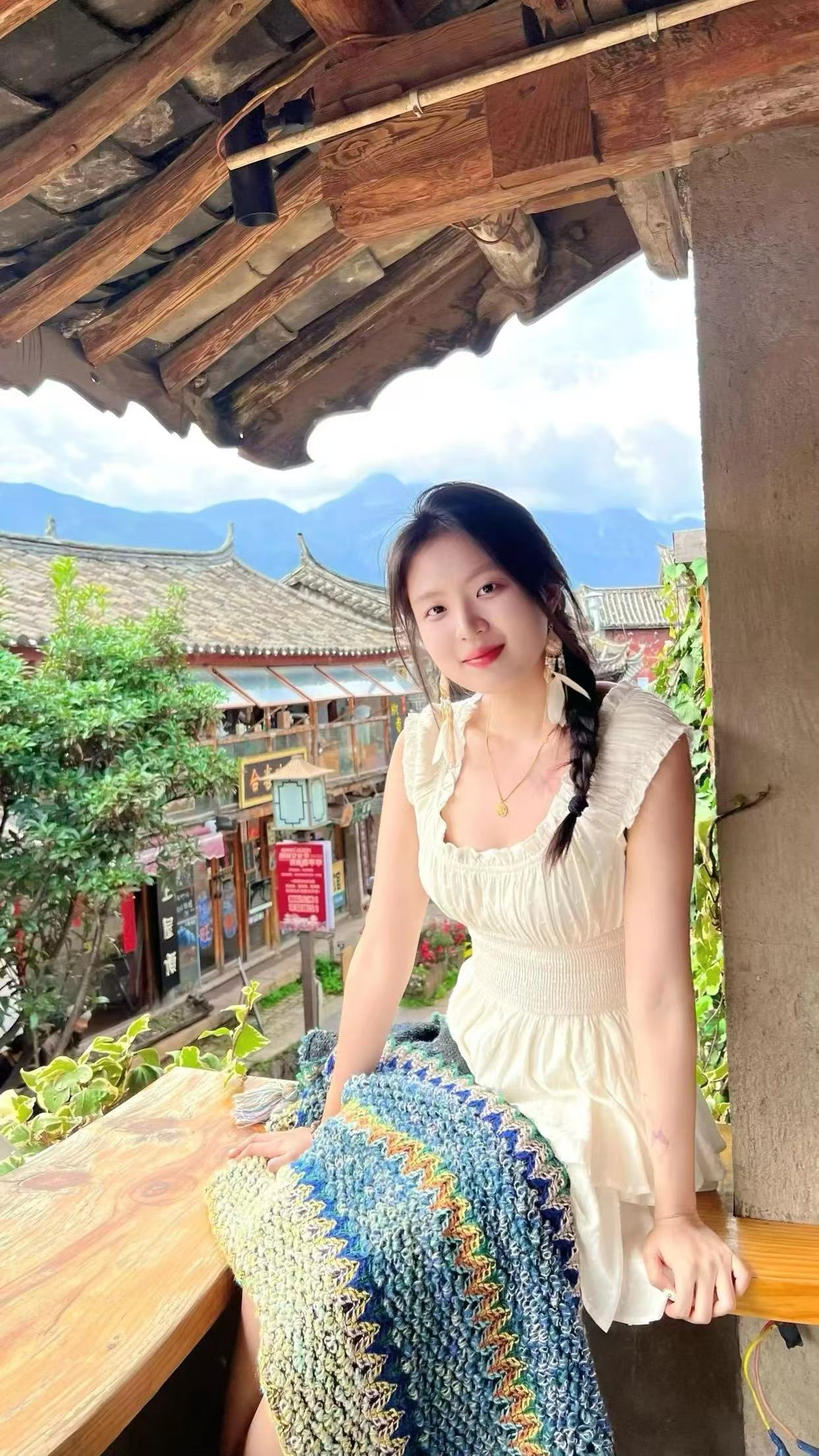 你想我明天怎么穿哈哈哈