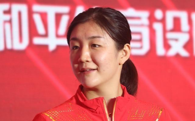 陈梦，快撤，这地方不宜久留。
1. 赶紧退役吧。

2. 别再打乒乓球了。

3