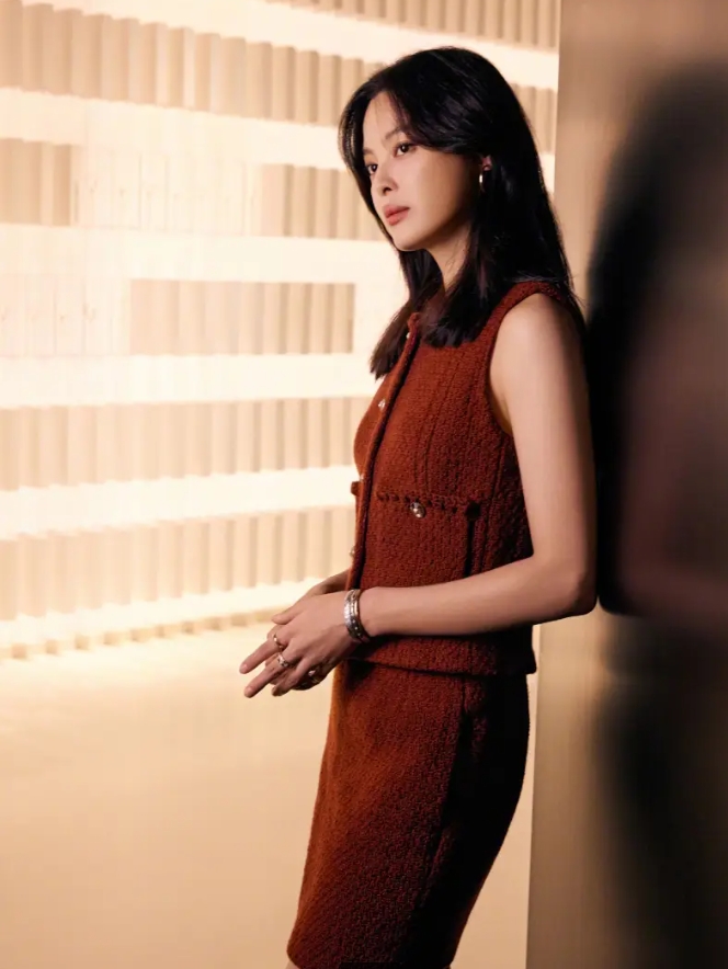 辛芷蕾优雅夺目