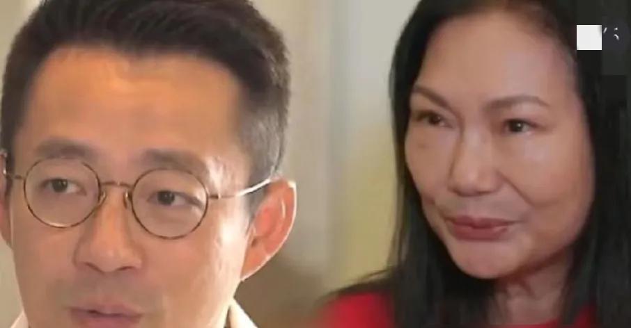 大S家人拒绝在两个孩子户籍迁出文件上签字。

汪小菲已经拿到两个孩子的台胞证和护