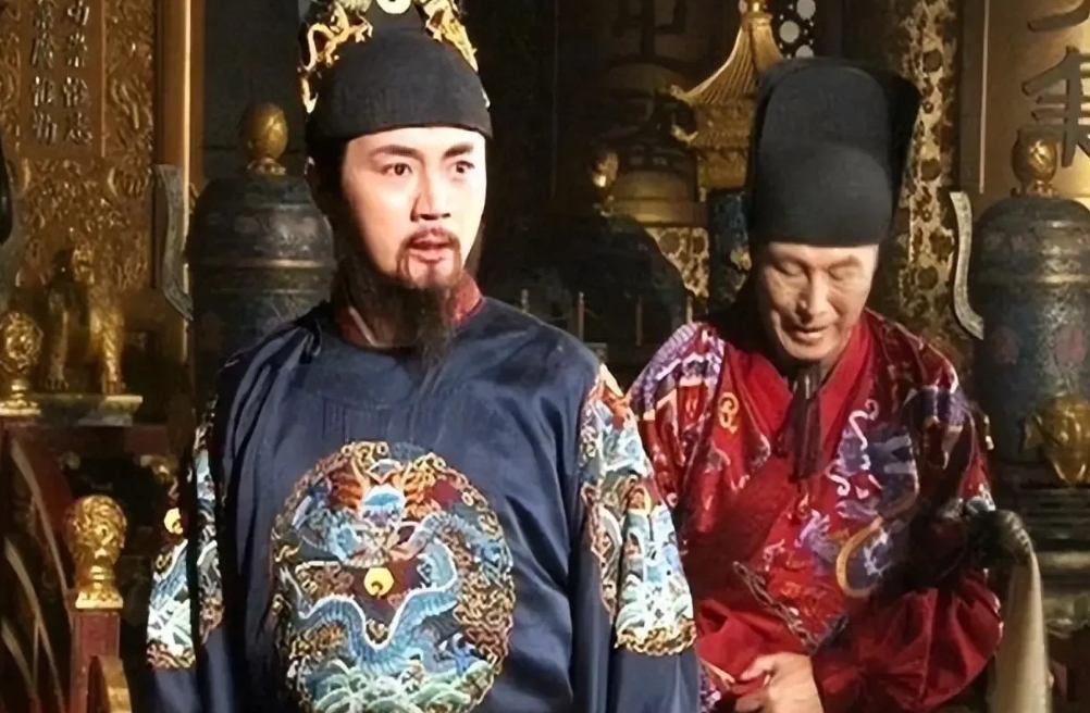 为什么明朝在江南收不上来税，但是清朝可以？

明朝的政治基本盘是文官，而文官有天