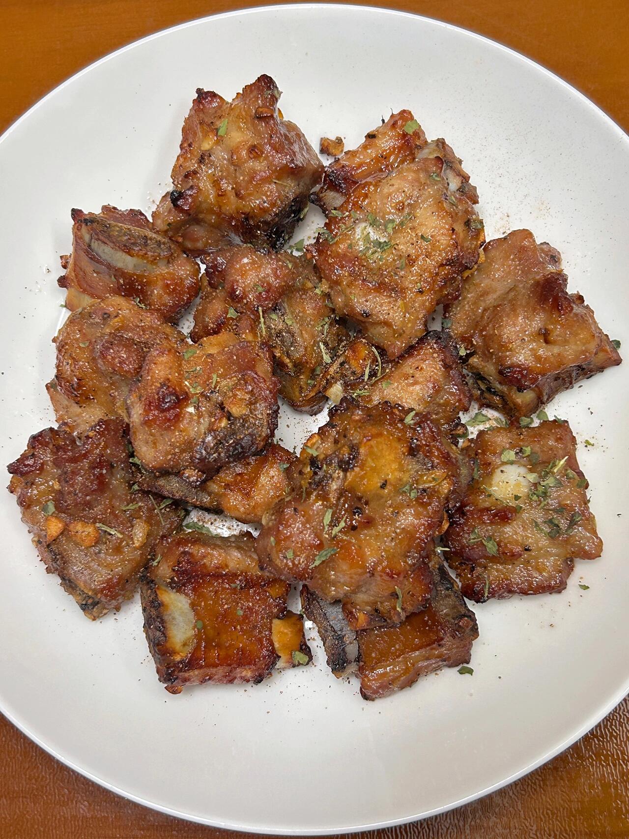 非油炸好简单～谁做都巨好吃的椒盐排骨！！

外酥里嫩❗️，香和椒盐味十足，也太好