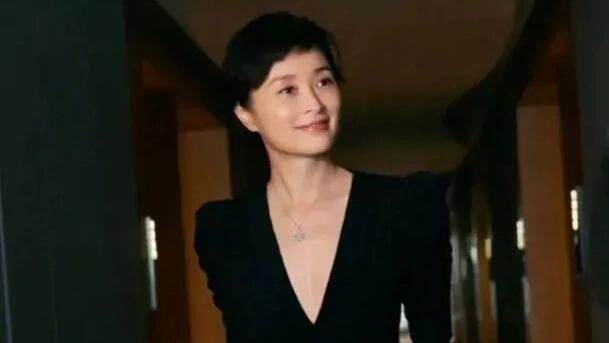吴越为何现身上海新天地
