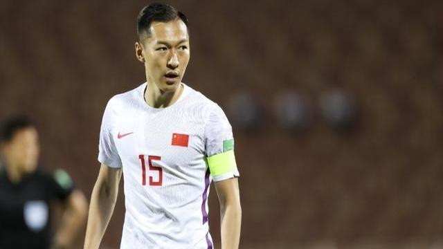 曹赟定在申花已经选择退役，球迷都直言可惜，曾立下赫赫战功