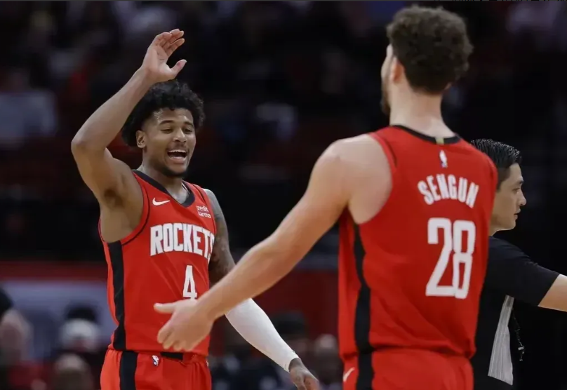 火箭双核入选全明星形势分析：

1，杰伦格林——可惜了，基本不会入选全明星，11