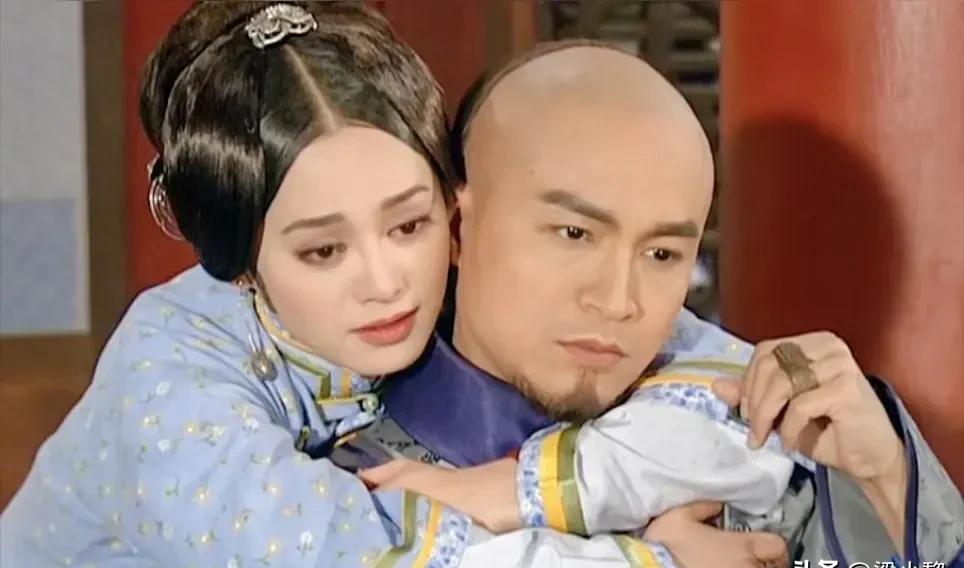 在拍摄这部历史大戏《孝庄秘史》期间，导演明白宁静与马景涛都是极具个性和演技的演员