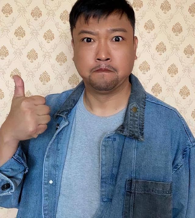 28岁成国家一级演员,35岁辞副处级职务,38岁上春晚,贾冰太绝了(贾冰怎么获得的一级演员)-第22张图片-九妖电影 28岁成国家一级演员,35岁辞副处级职务,38岁上春晚,贾冰太绝了(贾冰怎么获得的一级演员)-第22张图片-九妖电影