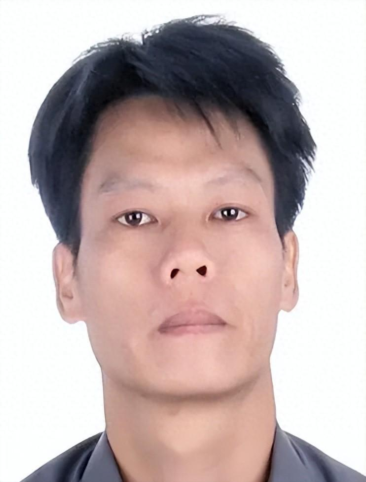 防城港53岁的犯罪嫌疑人可能藏哪儿了。说实话，我总觉得他未必就躲在深山里头。
1