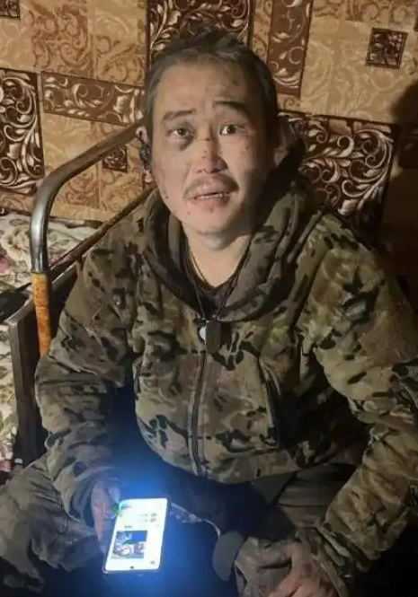 太狠了！俄军黄种人士兵近战肉搏，手刃200斤体重的乌军壮汉！

最近，社交网络上