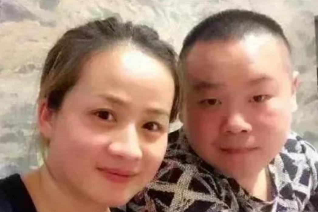 2014年，岳云鹏开豪车带老婆郑敏回老家，二姐吞吞吐吐地说：弟，姐想在城里买套房