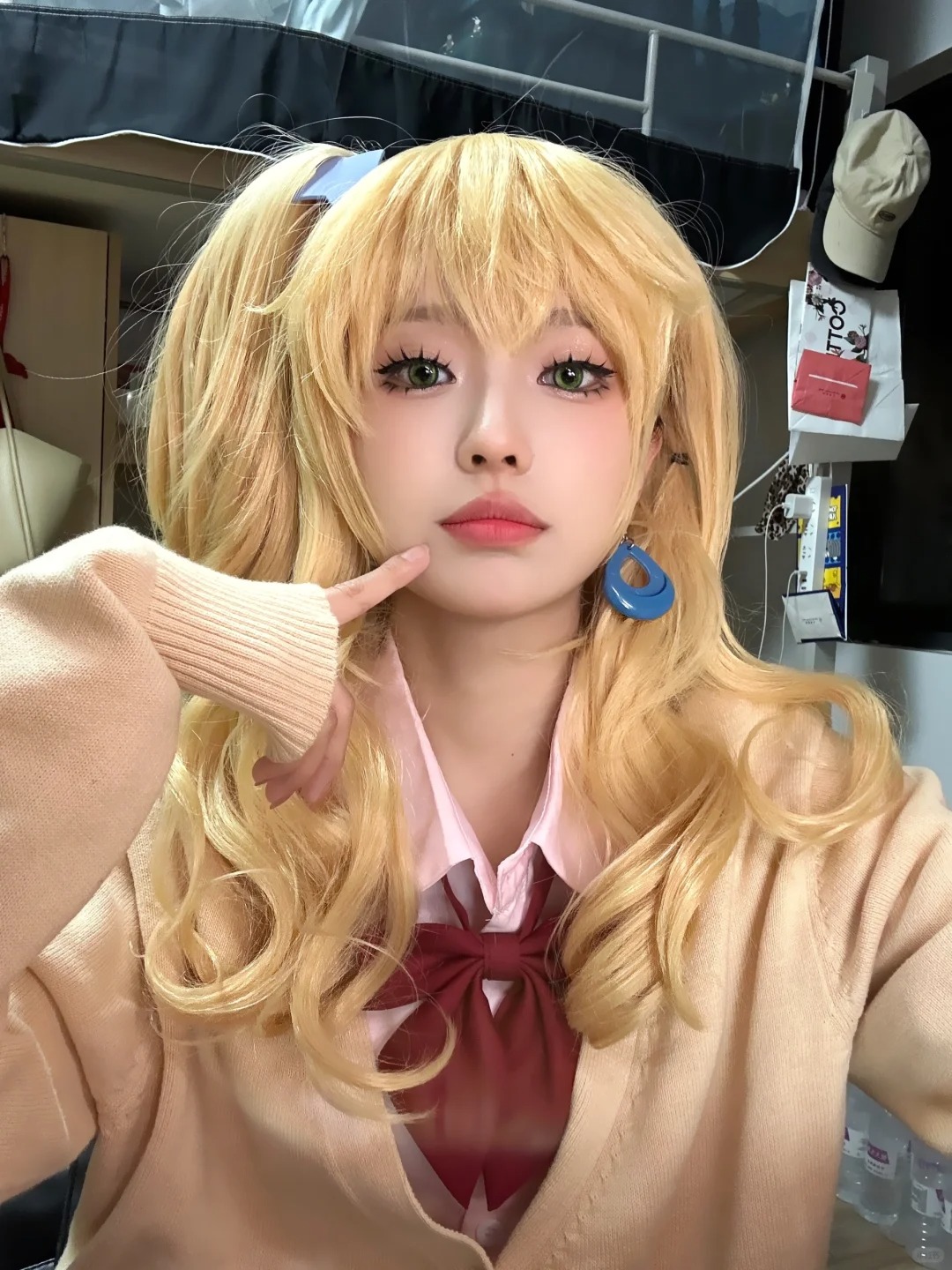 侄女出姛不像怎么办
我的答案是蓝原柚子！
根本不用担心被说看起来不是女同，柚子的