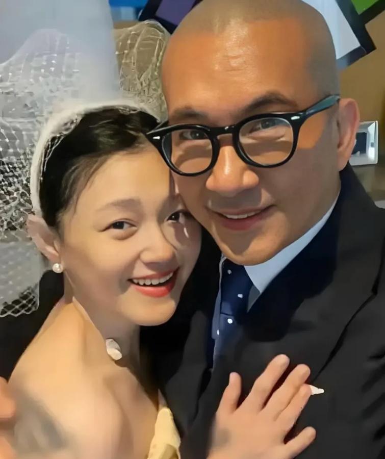 具俊晔深夜跑路，释放3个信号！

斗不过S家！人家连大s的身后事都要算计，陪着作