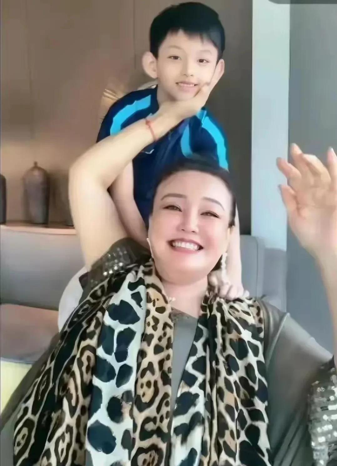 尘埃落定，汪家母子根本斗不过S一家！
甜嘟爸爸想说，?徐家难缠，有目共睹，所以，