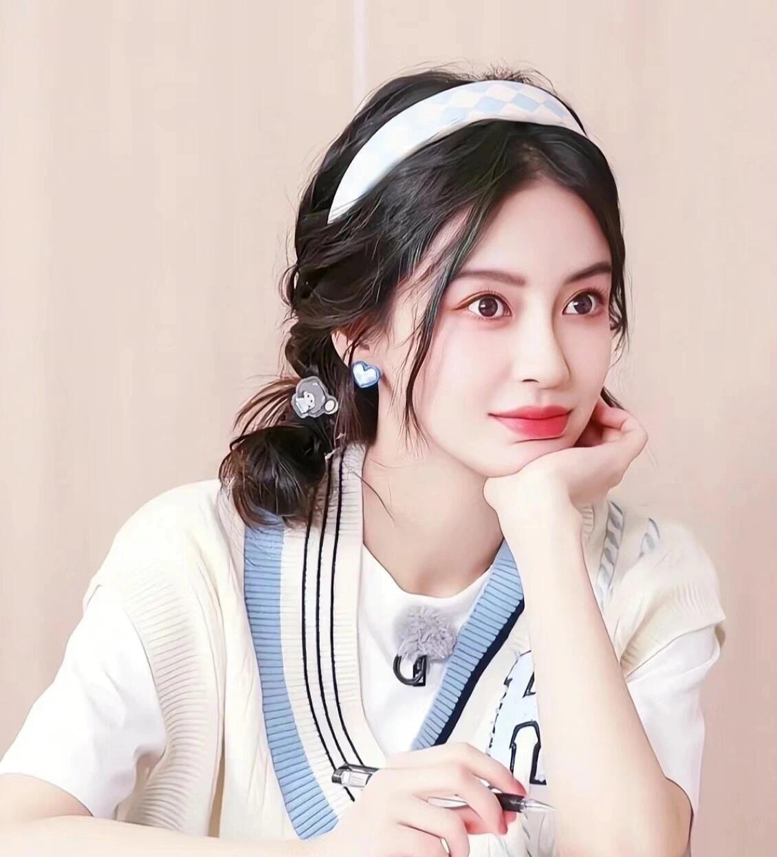 杨颖——高雅气质