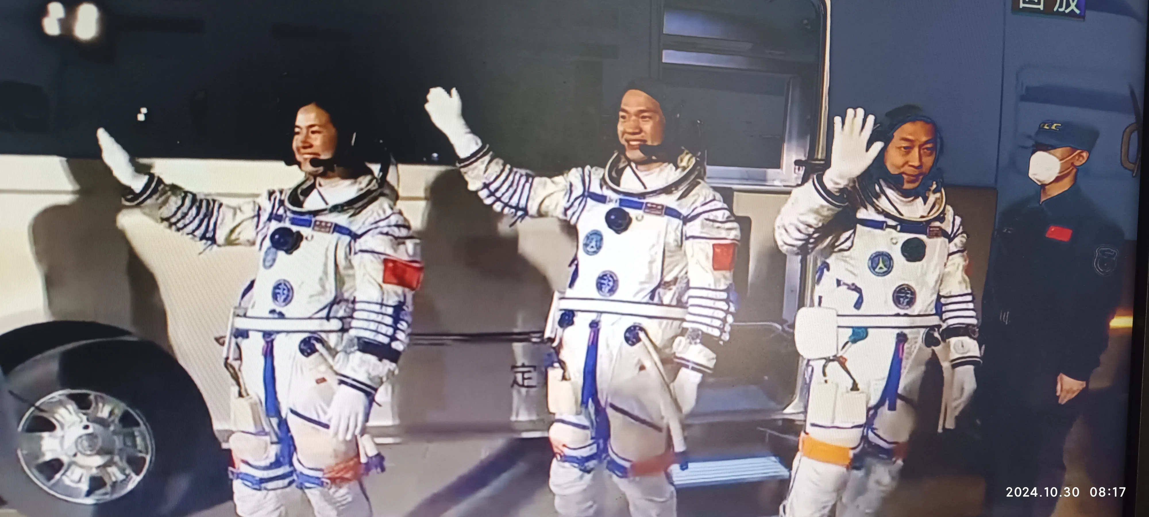 向神十九幕后英雄致敬！
神十九按计划于今天凌晨成功发射！国人振奋！
早上看回放，