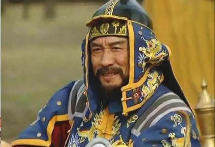年羹尧有个幕僚叫汪景祺，给年羹尧写了一封信
信里面汪景祺称赞年羹尧是宇宙第一伟人