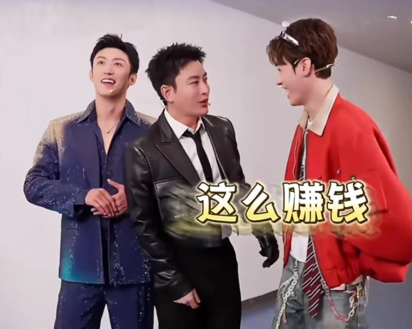 贾乃亮初入娱乐圈时怀揣梦想努力打拼，经历生活波折仍保持真诚。近年他在娱乐圈持续输