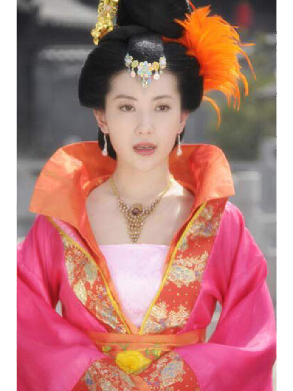 殷旭是章子怡嫂子？