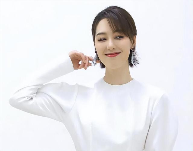 哑巴吃黄连!最美央视主持人“被辞”,后被爆是富豪小三(哑巴吃黄连歌曲)-第6张图片-九妖电影 哑巴吃黄连!最美央视主持人“被辞”,后被爆是富豪小三(哑巴吃黄连歌曲)-第6张图片-九妖电影
