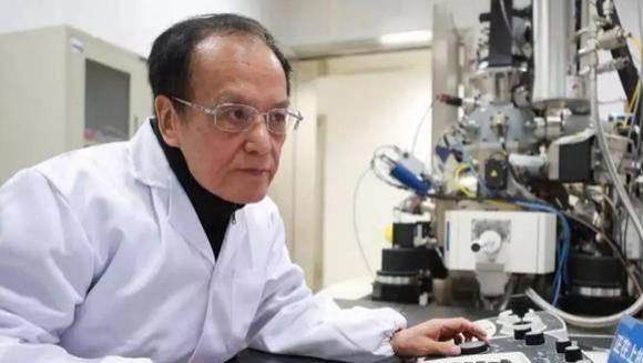 困扰美俄的世纪难题，却被中国八旬老人破解，荣获国家重奖500万