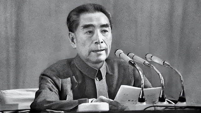 1964年毛主席约见周总理时，问出多年疑惑：为何54年都不回家乡？