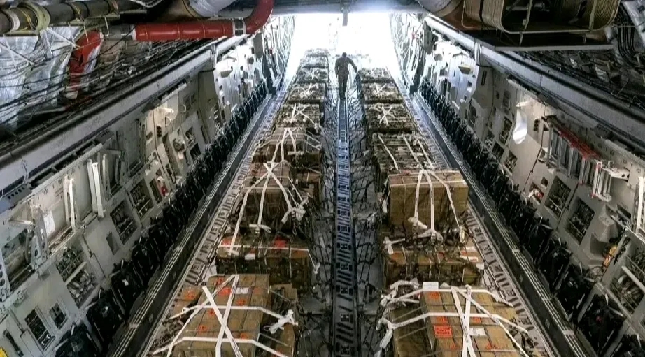 北约峰会最大成果是：
终于将朝、伊朗、中国与俄罗斯绑在了一条船上！

北约峰会落