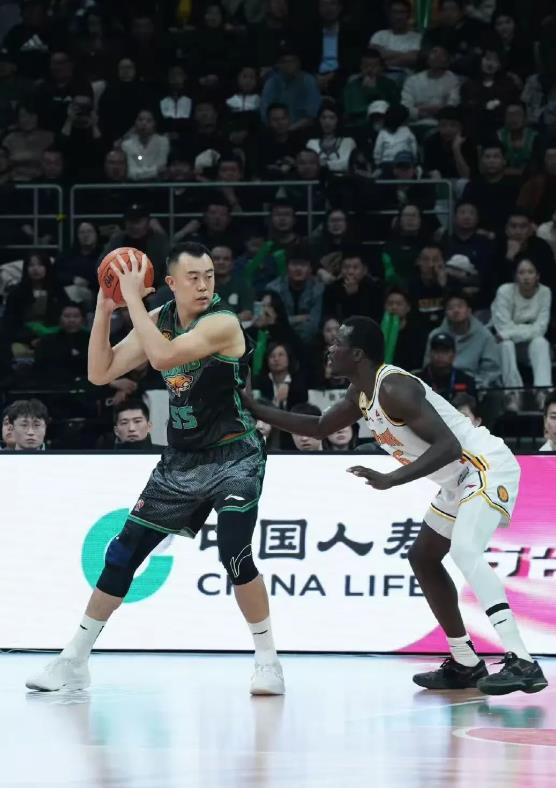 并不意外！CBA：辽宁男篮100-103山西男篮，竟然发现以下四点残酷的事实！