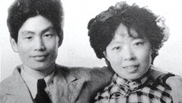 萧红：去世前留下四遗嘱，欲葬鲁迅墓旁，一处成谜..