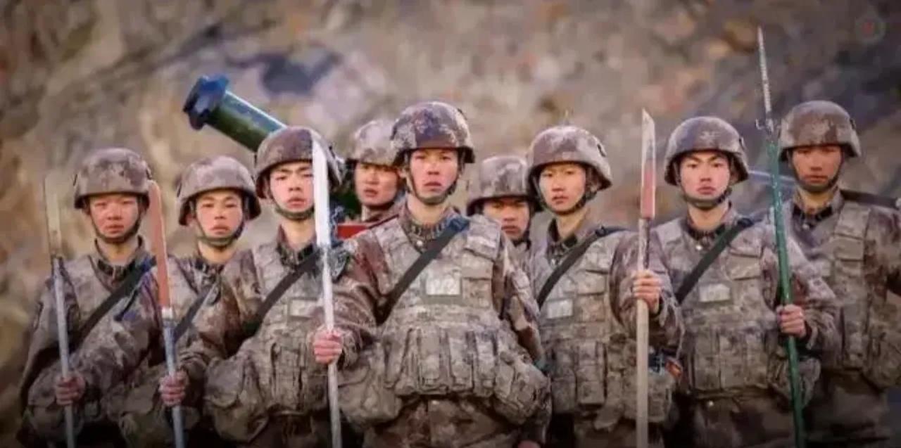 我们坚守“不开第一枪”的原则，如今，对手却纷纷高喊同样的口号，局势似乎陷入了僵局