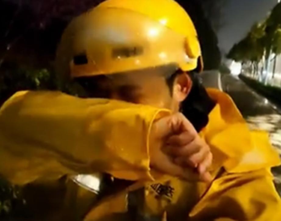 “如不严惩，天理难容！”2021年南京，一外卖小哥每天努力工作12个小时，54天