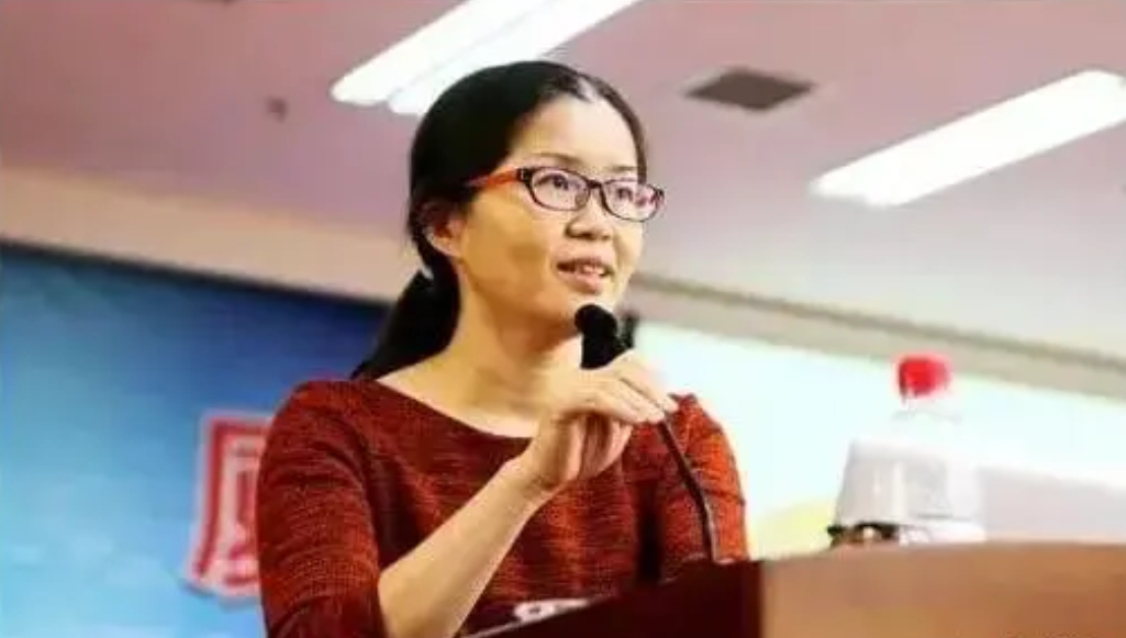 厦门大学雷艳红：江山自古以来就在那里摆着，不需要谁来打：帝王将相的后人中有的人，