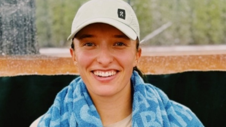 谁“秃头”谁尴尬！24年女单TOP10冠亚军数统计后，水分一目了然