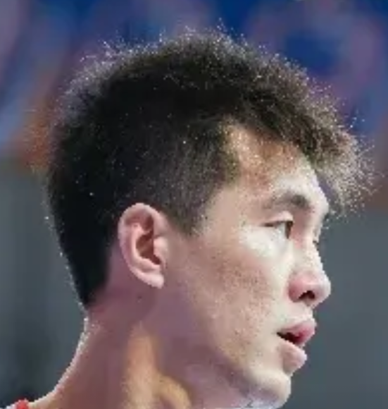 伤郭艾伦眼睛，对谁有益？是不是有人授意球员故意伤害？郭艾伦平时也没有得罪谁吧，还