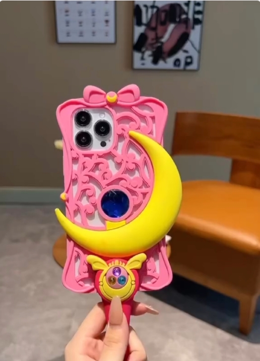 才发现吗？

前几年看到朋友们的手机壳，特别是女生的手机壳，我都被惊呆了...
