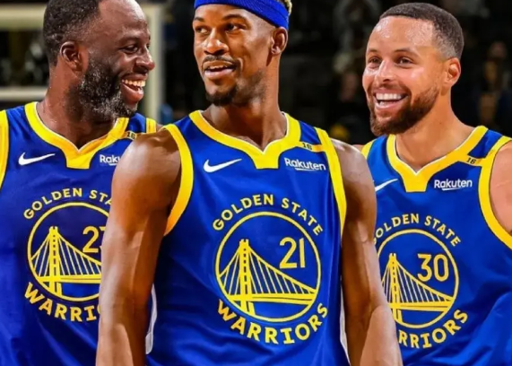 37岁的库里配35岁的巴特勒？勇士这是自掘坟墓啊，还不如直接重建……

千想万想