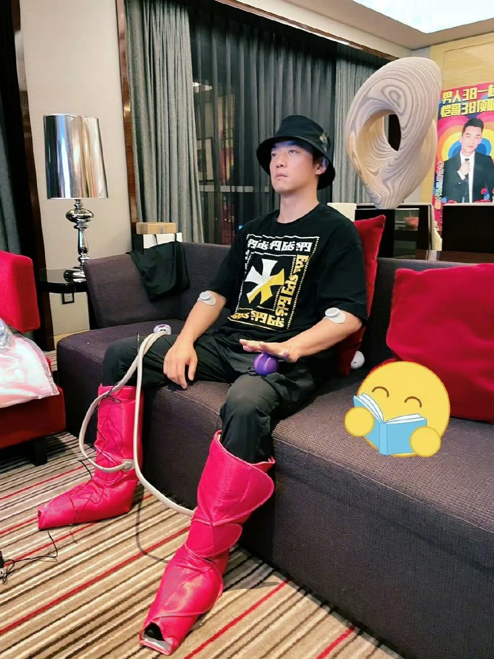 郑恺引发热议！
5月9日，郑恺突然引发了热议，只因为他在社交平台发文晒出了自己做