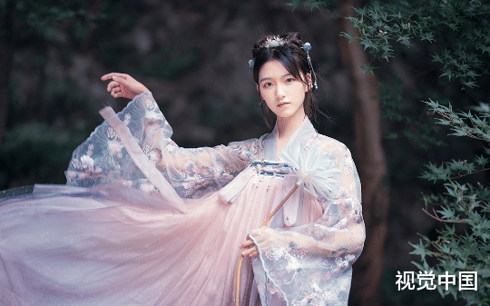 婚后，我发现妻子与小舅子关系暧昧，我反手在金銮殿上将他们的罪行揭露！