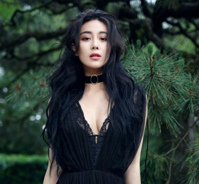 张馨予——是有点子野性美在身上的