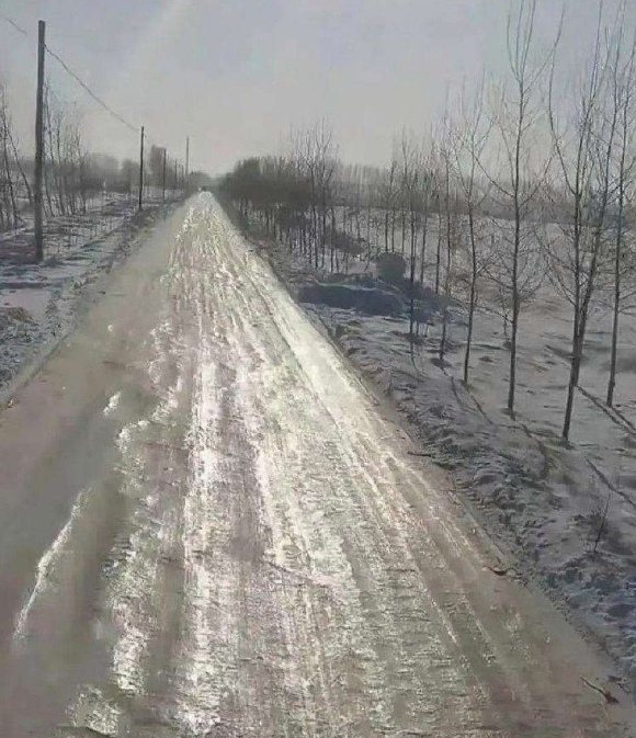 北方的朋友，问一下这种路开车要注意什么