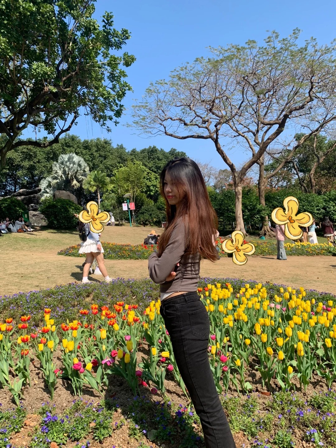 这是骨盆前倾吗
我明明站的是直的呀为什么好像要倒了