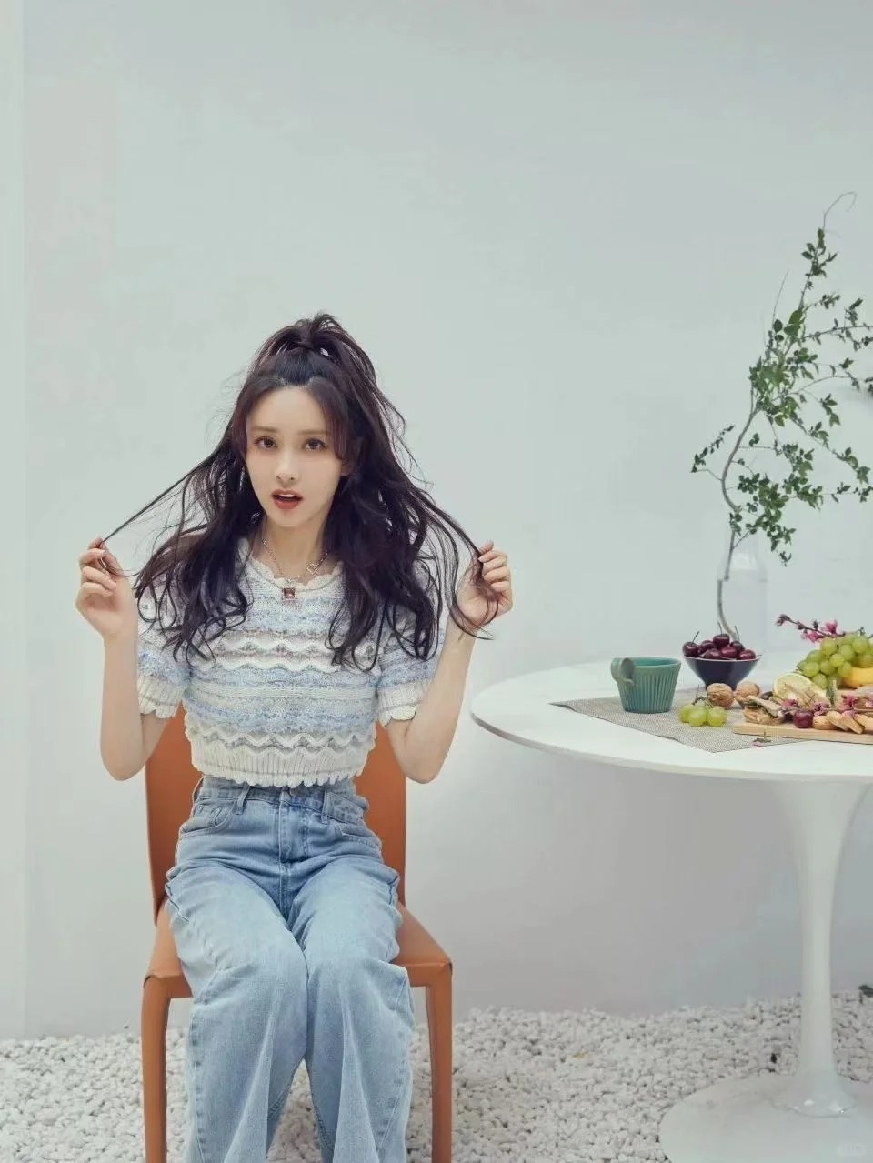 孟子义夏日穿搭，沉浸在她的神仙颜值