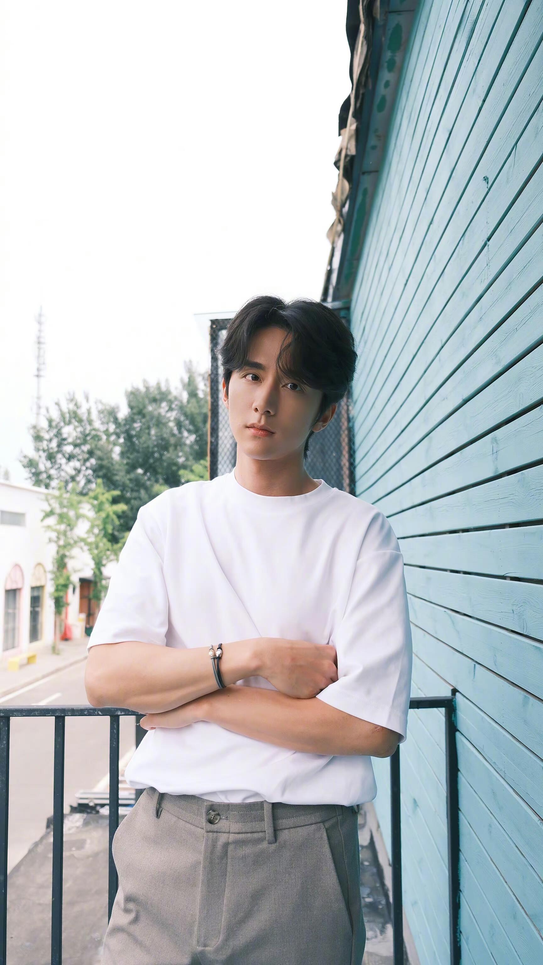 张新成大片图集