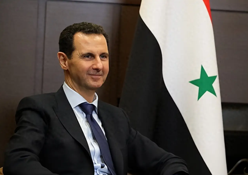 现在有俄罗斯知情媒体消息称，阿萨德决定彻底退出政坛，开始走入商界，干的还是老本行