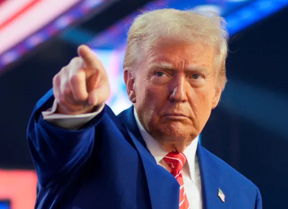 “如果美国政客继续自我感觉良好，并未因中国科技赶超与加州大火的教训而警醒，那么美