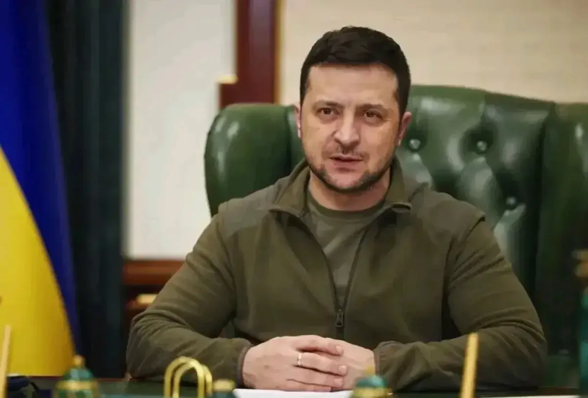 俄乌冲突是一个复杂的问题，涉及到地缘政治、民族主义、历史遗留问题等多个方面。
1