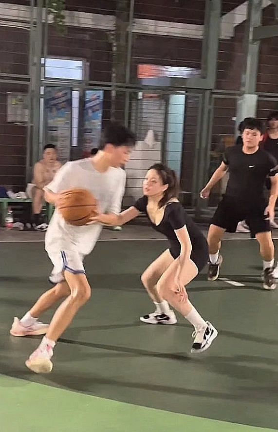 女生受邀加入，请问和女生打球应该注意什么？
